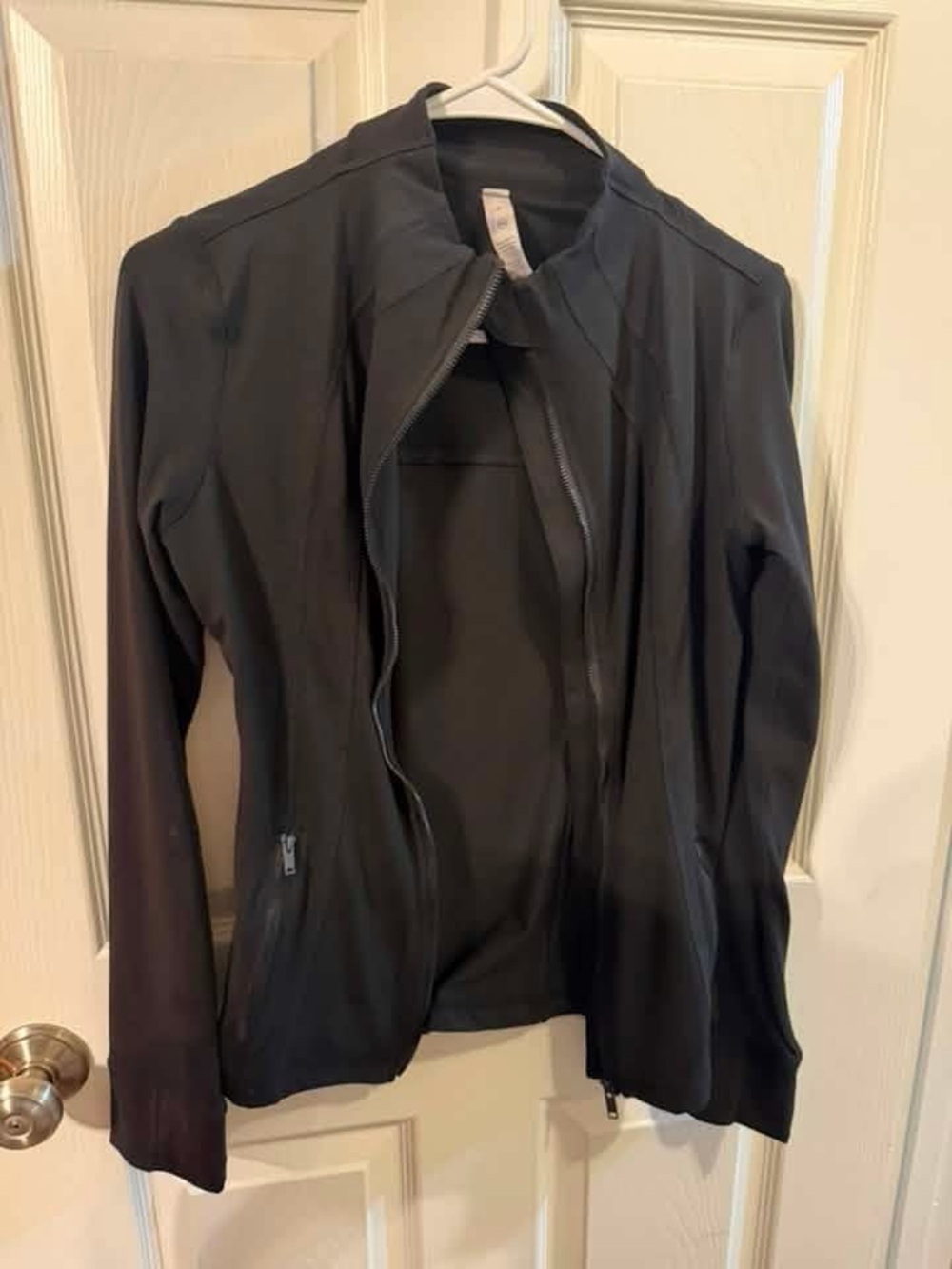 Women’s Black Zip-Front Jacket - Lightweight Everyday Layer